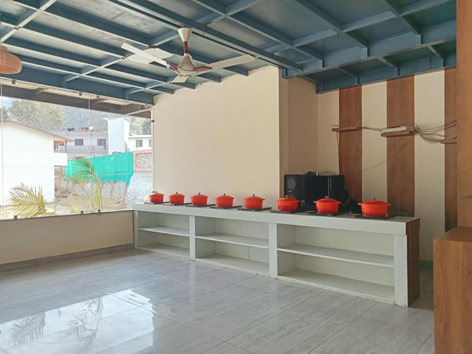Qcent Woods Resort & Spa, רישיקש מראה חיצוני תמונה